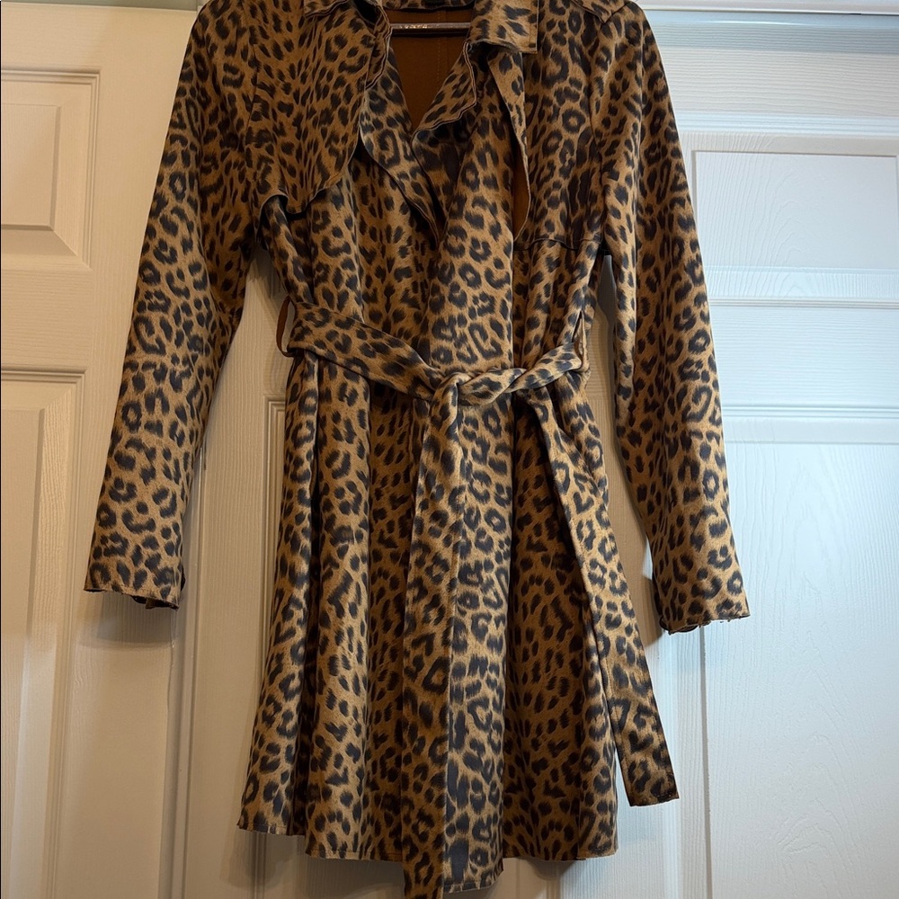 Forever 21 Leopard Print Trench Jacket/Blazer